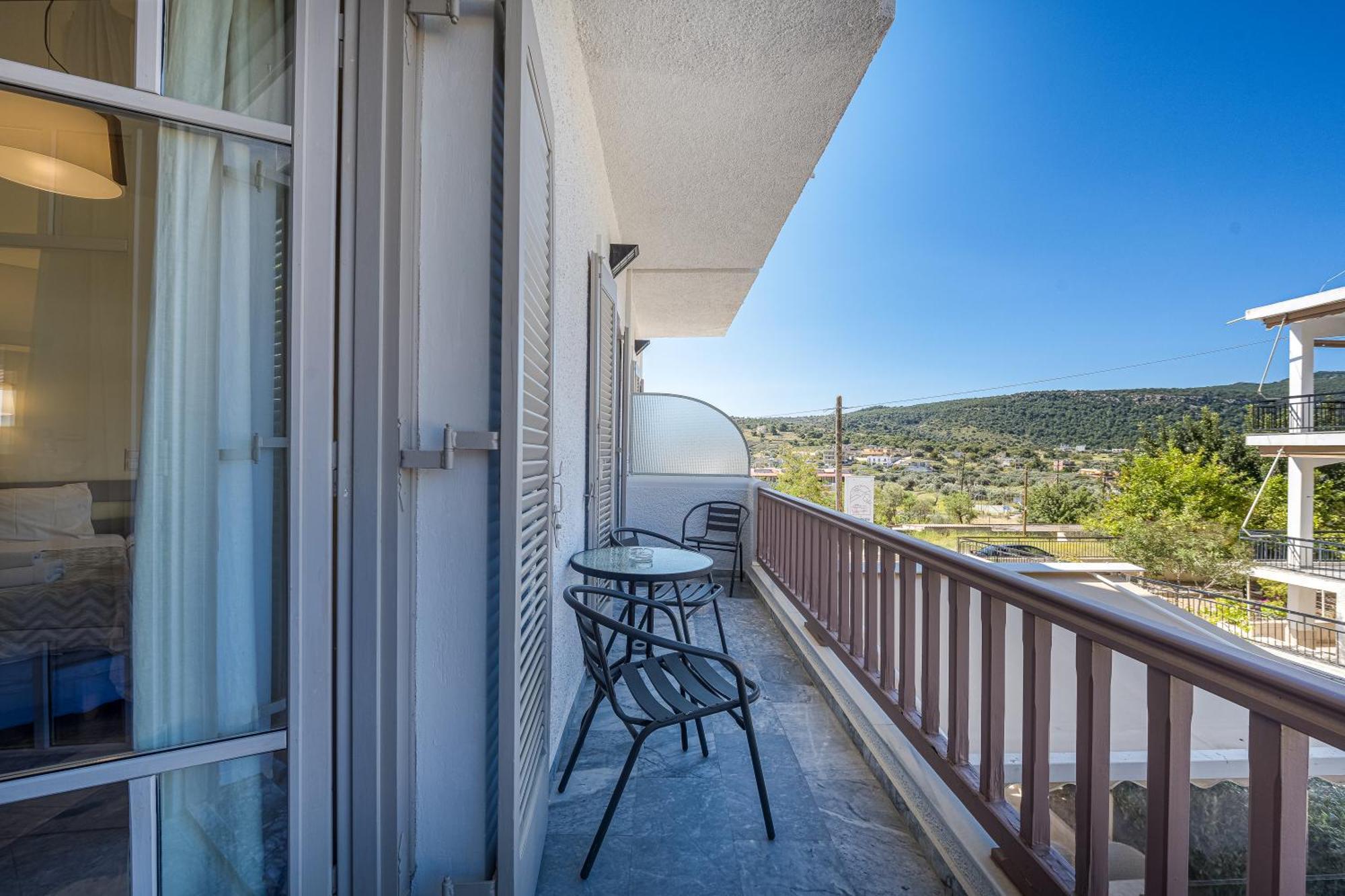 Erato Hotel Agia Marina  Exterior photo
